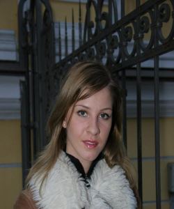 <p class='ppt-number'>221 779 + PIN 693</p><p class='ppt-pricing-de'>1,99 Euro/Min.</p>