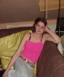 <p class='ppt-number'> 221 779 + PIN 594</p><p class='ppt-pricing-de'>1,99 Euro/Min.</p>
